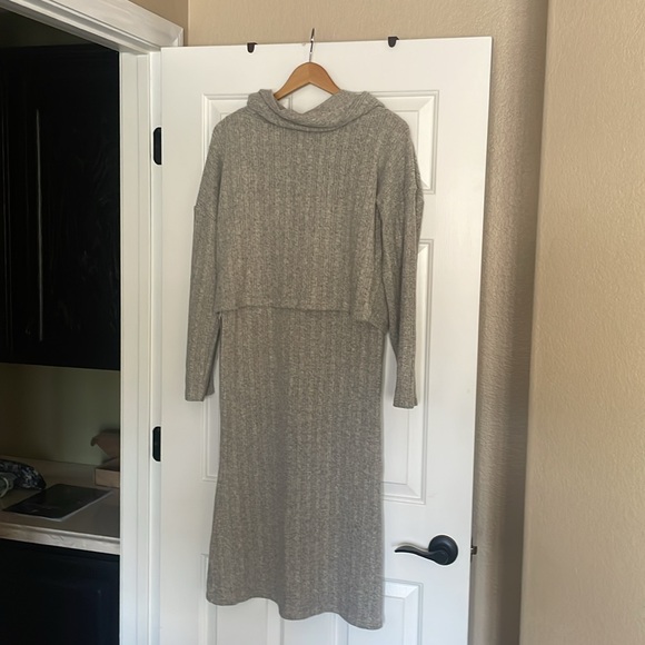 Colysmo Women's 2 Piece Set Sweater Bodycon Maxi Skirt Long Sleeve Crop Top - Picture 3 of 6